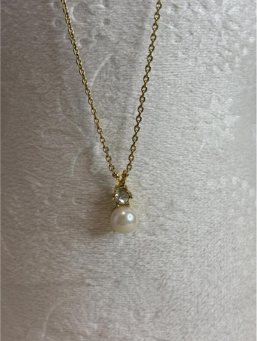 Gold tone Chain Necklace with Pearl and Crystal Pendant